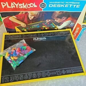 Vintage 1971 Playskool Deskette Magnetic Desk Numbers Letters Alphabet Box
